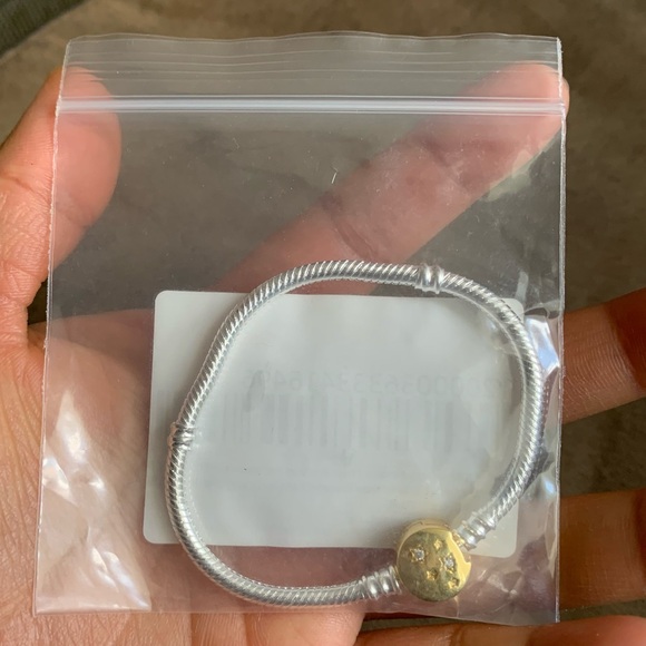 NWOT Moments Shooting Star Clasp Snake Chain Bracelet Sterling Silver 925 - Picture 3 of 10